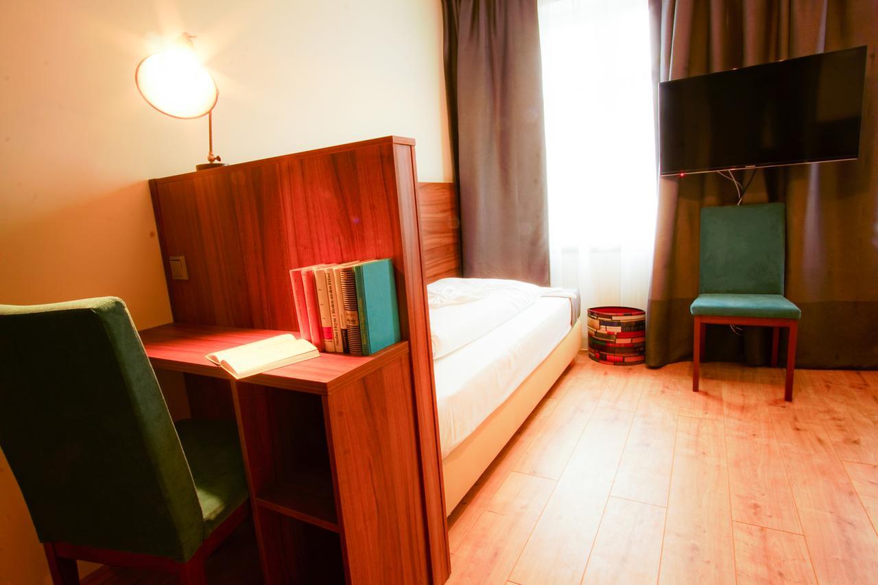 Hotel Bett Und Buch Berlin Eksteriør bilde