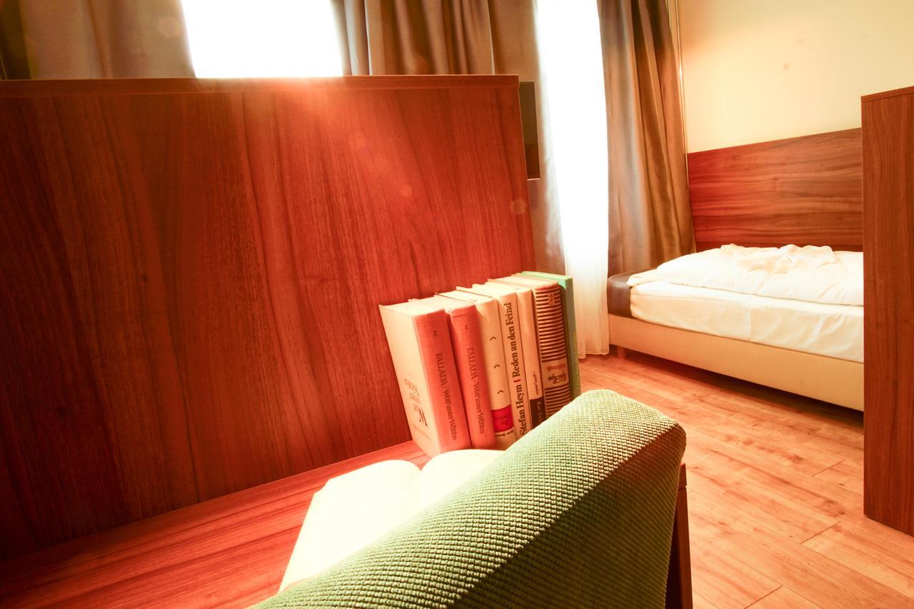 Hotel Bett Und Buch Berlin Eksteriør bilde